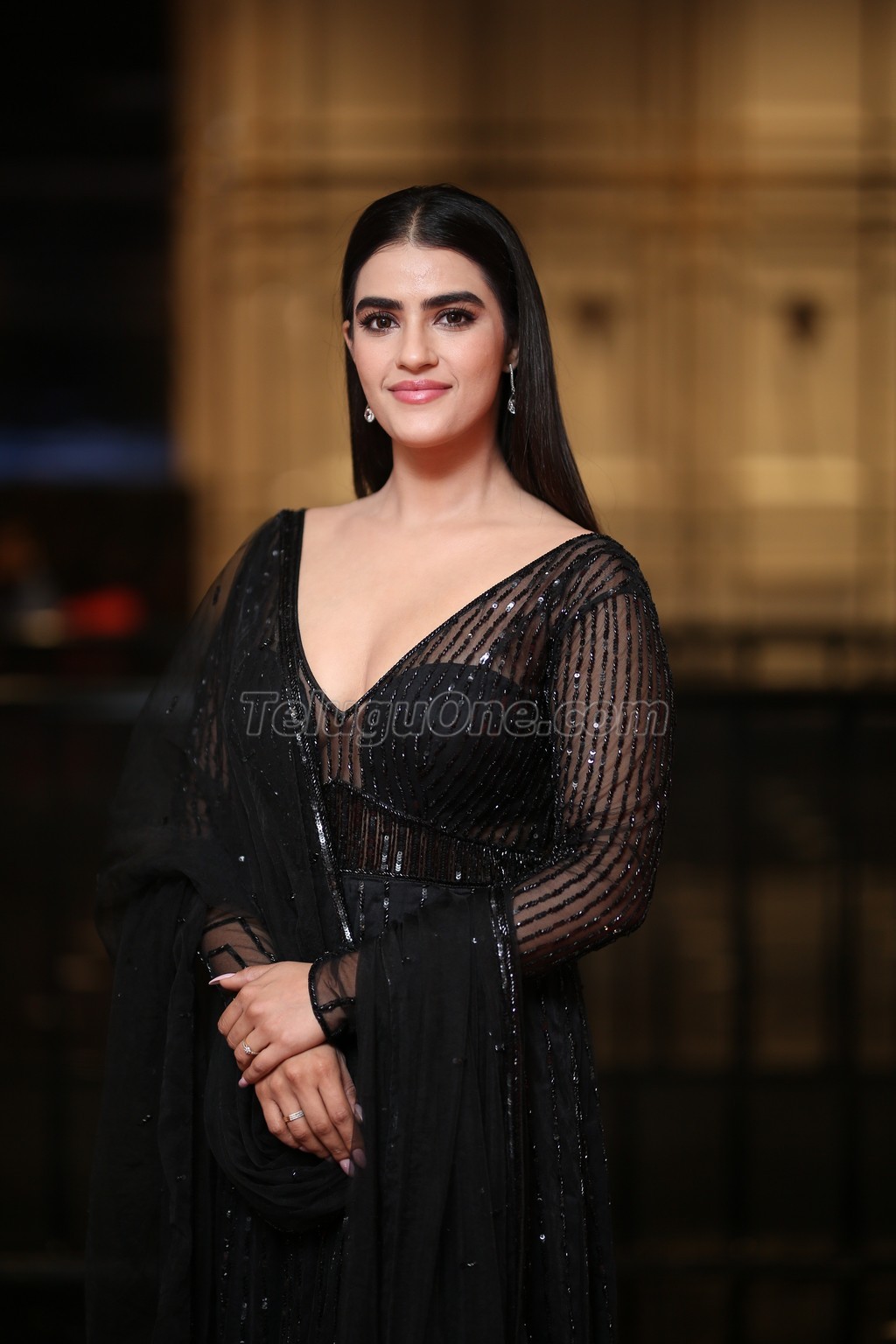 Kavya Thapar Latest Photos